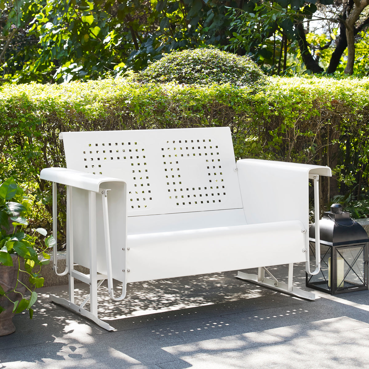 Crosley Outdoor Bates Retro Outdoor Loveseat Glider