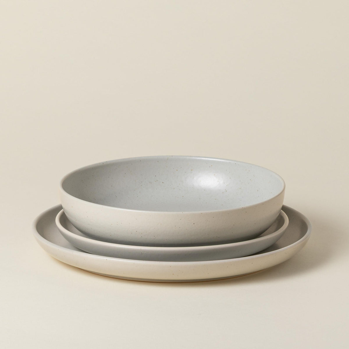 Casa Fina Pacifica Place Setting Set w/pasta bowl Size 18 pieces