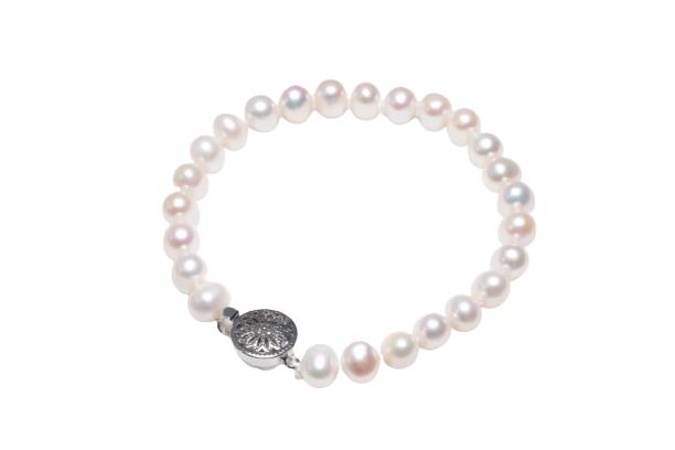 Completely Bella 8" Cultured Freshwater Pearl Bracelet