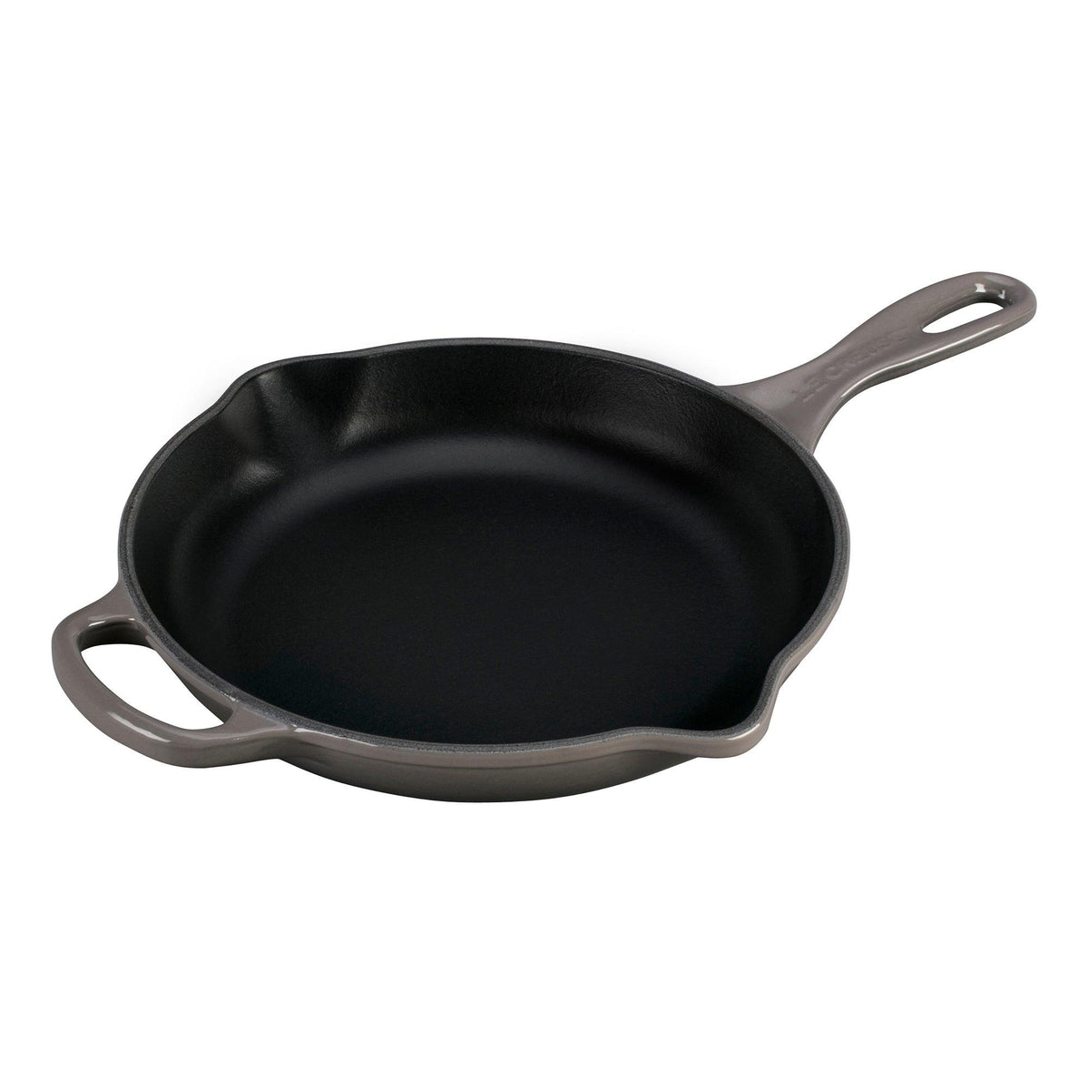 Le Creuset 9" Signature Cast Iron Skillet Oyster
