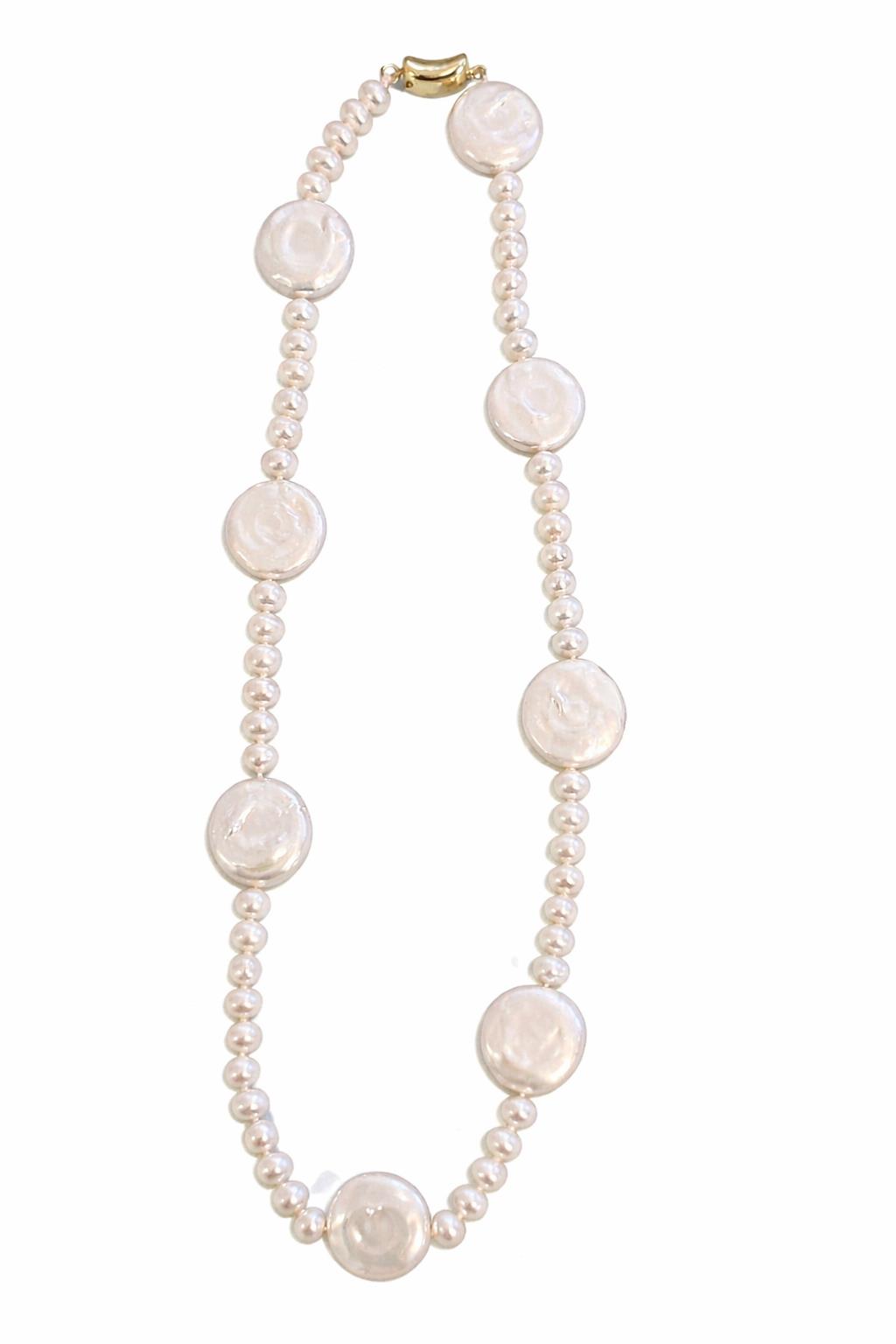 Completely Bella Latonia Cabella Coin Pearl Station Necklace