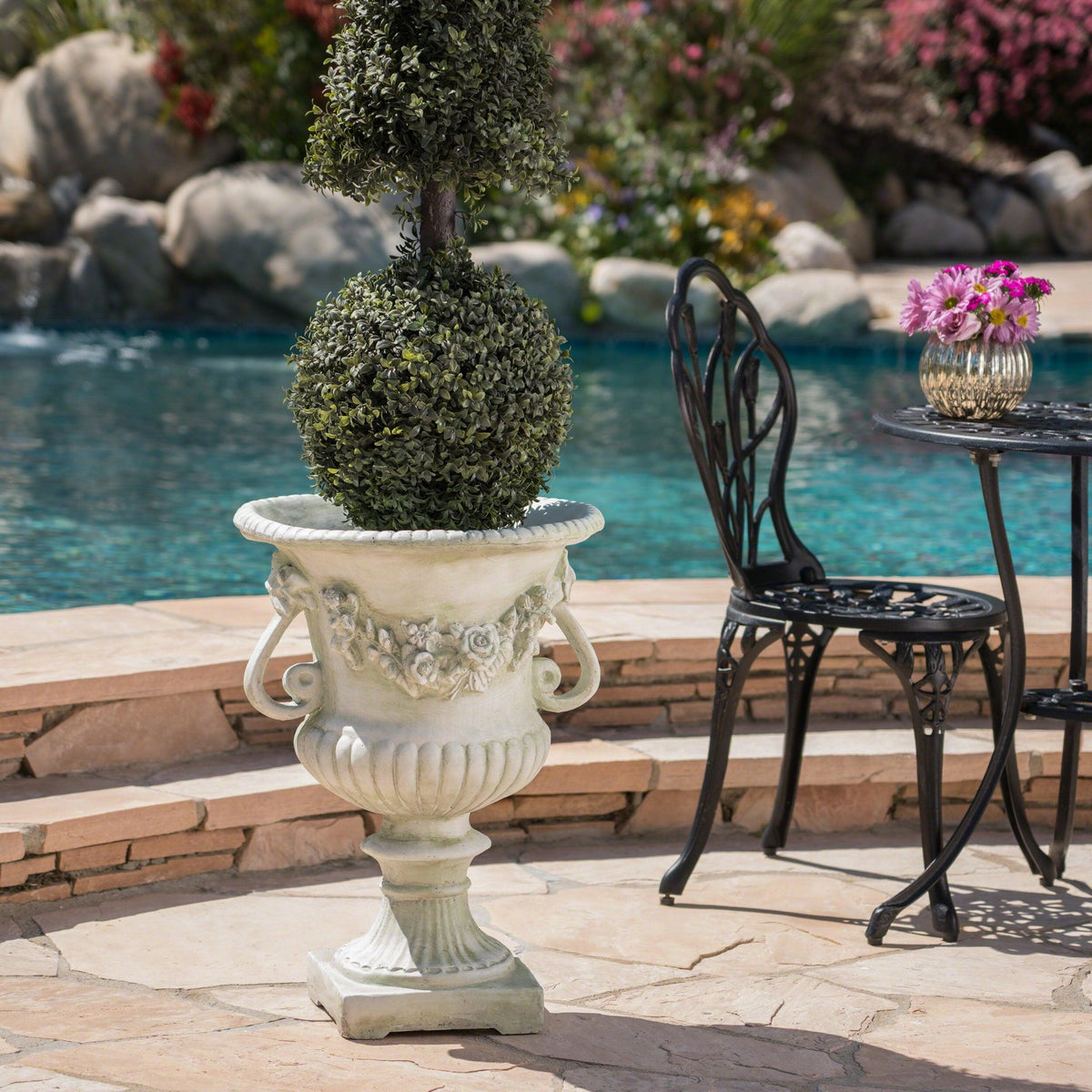 Stark Home Buena Vista Outdoor 24" Cast St1 Urn
