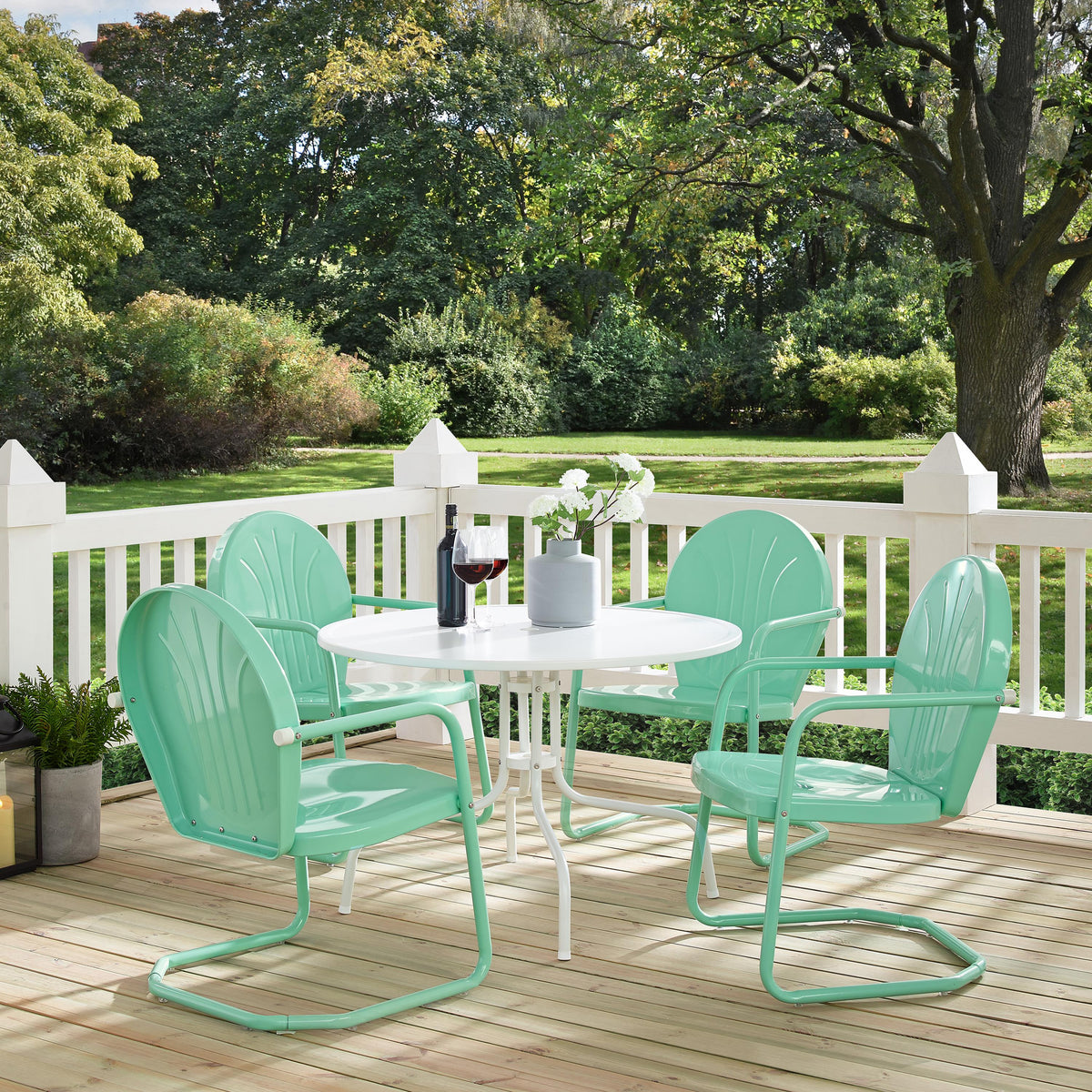 Crosley Outdoor Griffith 5Pc Round Retro Outdoor Dining Set