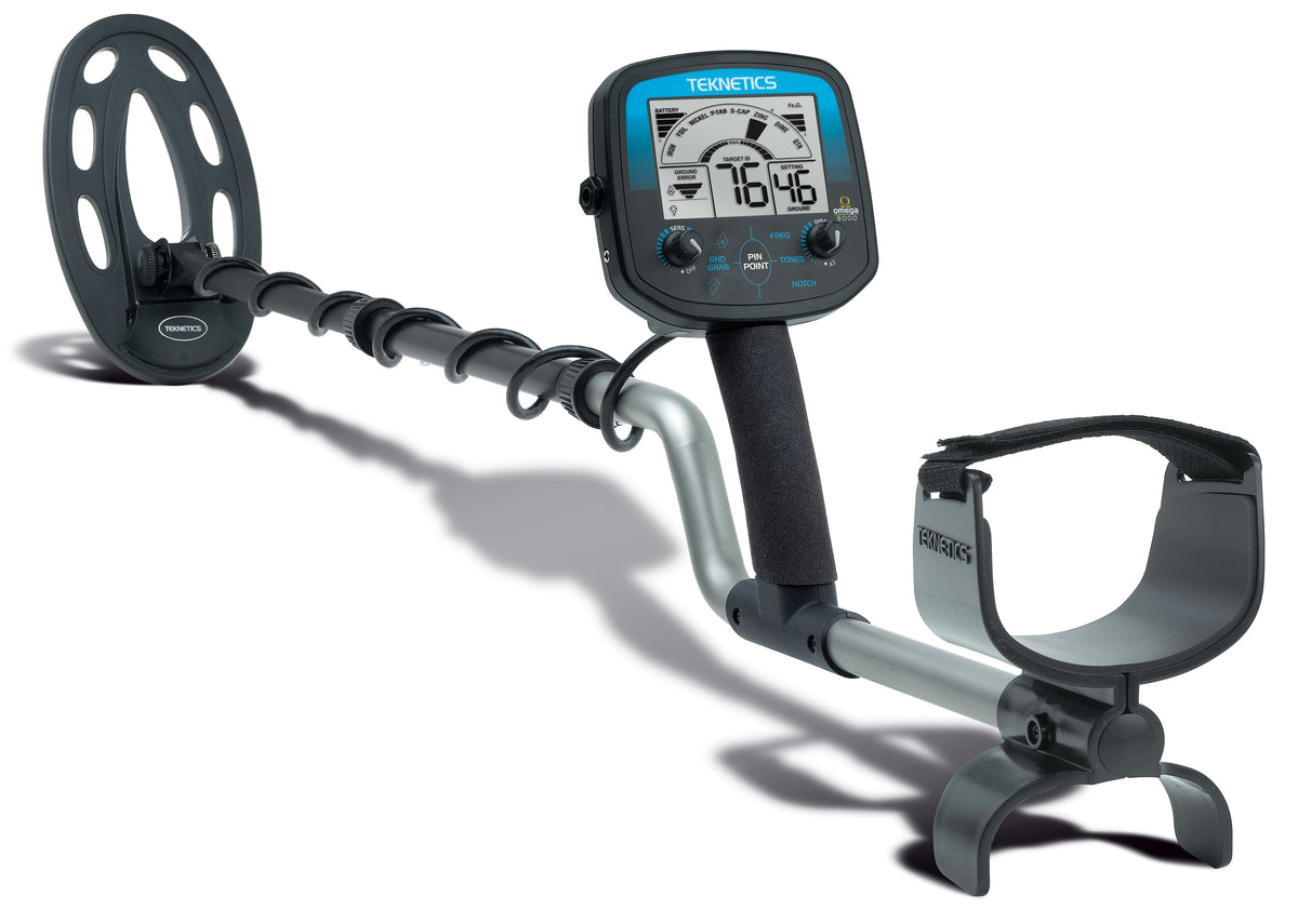 Teknetics Omega 8000 Metal Detector