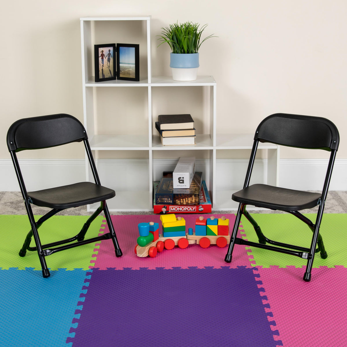 Flash Furniture 2 Pack Kids White Plastic Folding Chair with Textured Seat