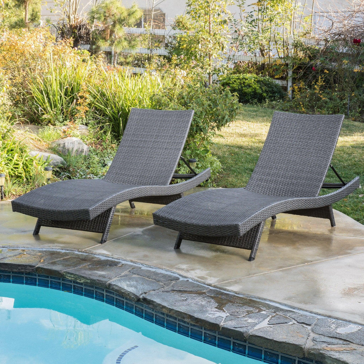 Stark Home Salem Outdoor Wicker Chaise Lounge Chairs Set (2)