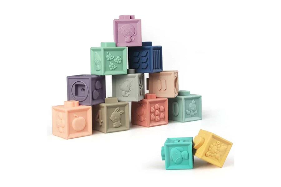 Little Big Friends Discovery Cubes