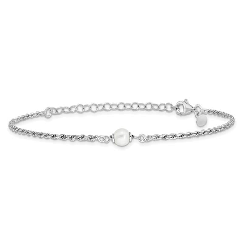 Distinctive Sterling Silver Braclet with Pearl