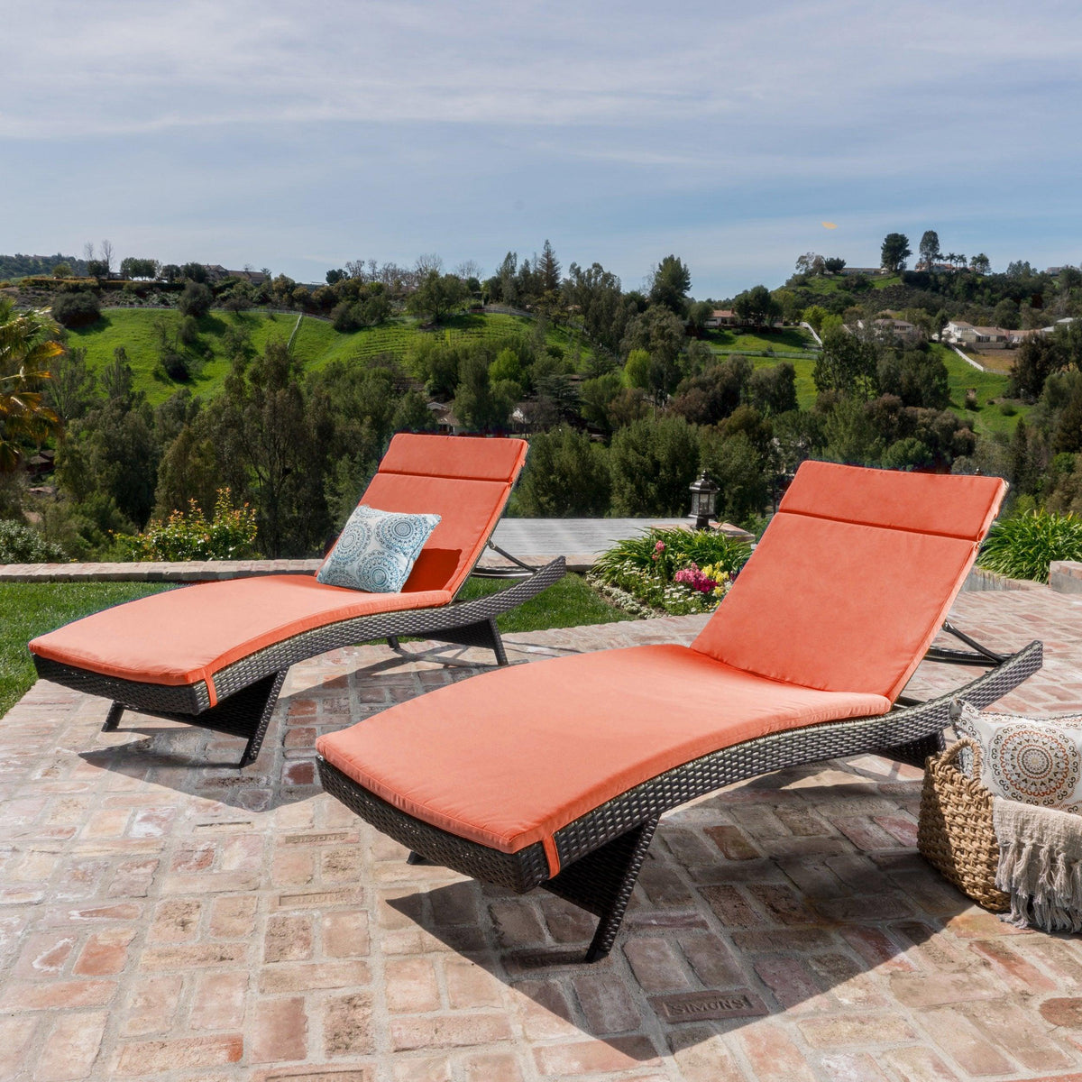 Stark Home Salem Outdoor Wicker Lounge With Wr Cushion