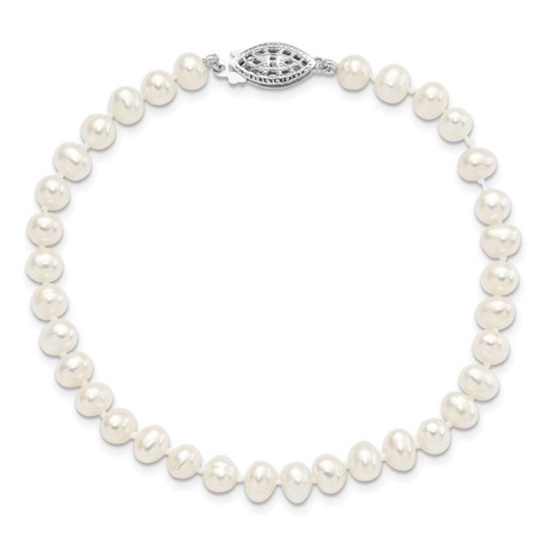 Distinctive Sterling Silver 5-6mm White Freshwater Cultured Pearl Bracelet