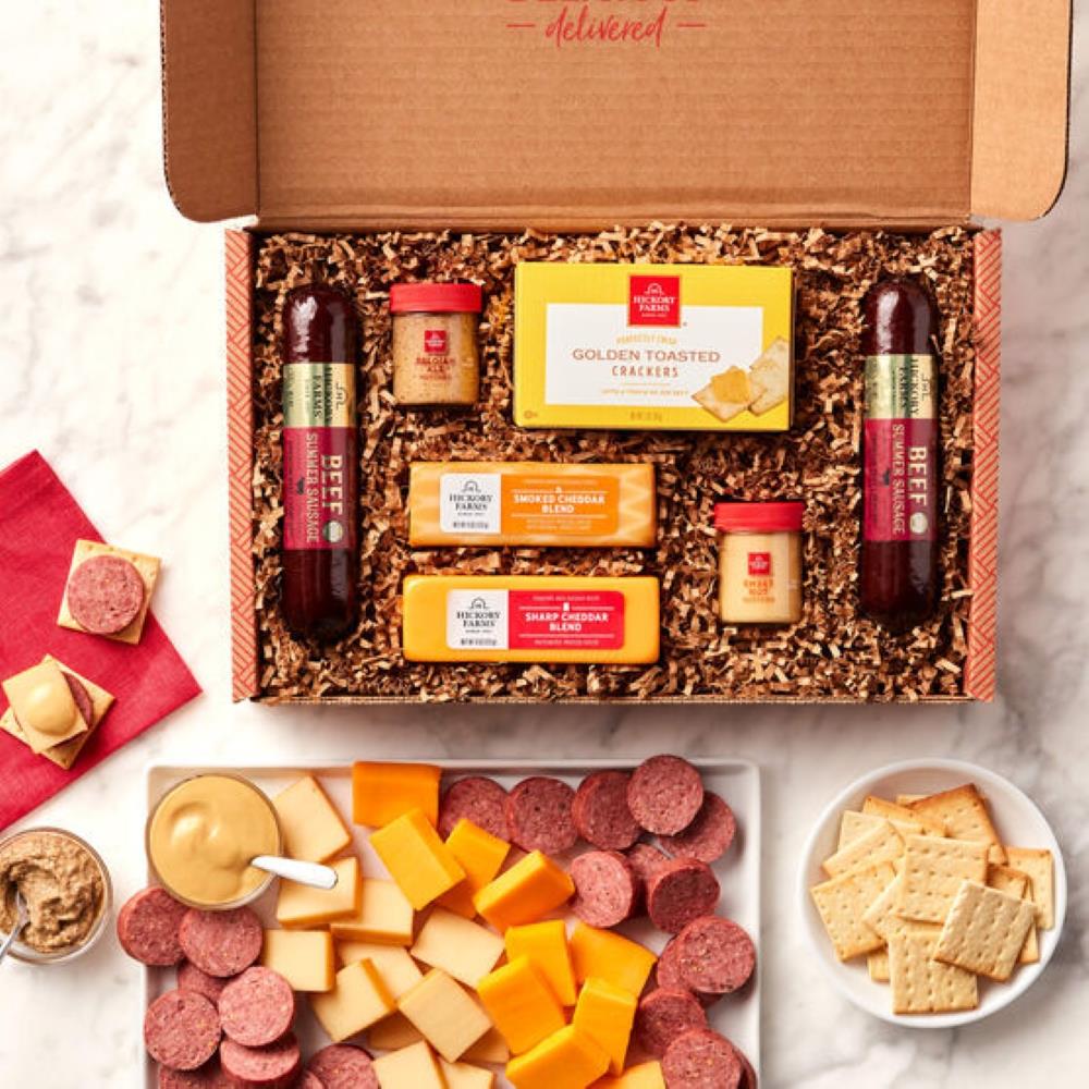 Hickory Farms Classic Beef Gift Box Size 6 Pieces
