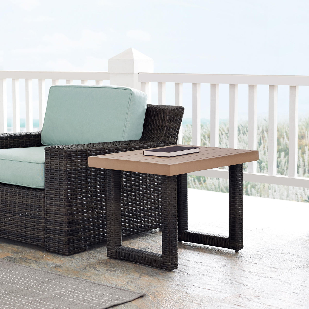 Crosley Outdoor Beaufort Wicker Outdoor Side Table
