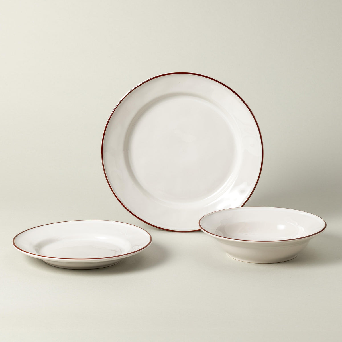 Casa Fina Beja Place Setting Set w/ pasta plate Size 18 Pieces