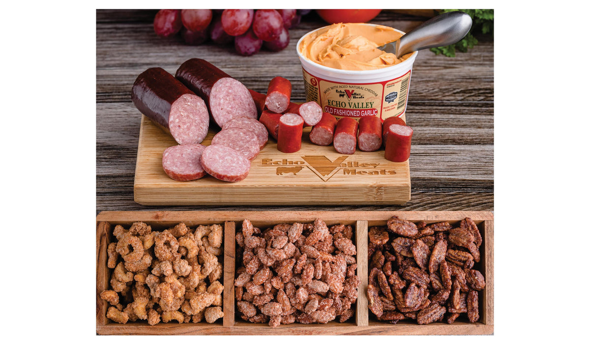 Echo Valley Meats Sausage & Cheese w/Snack Sticks & Nut Trio