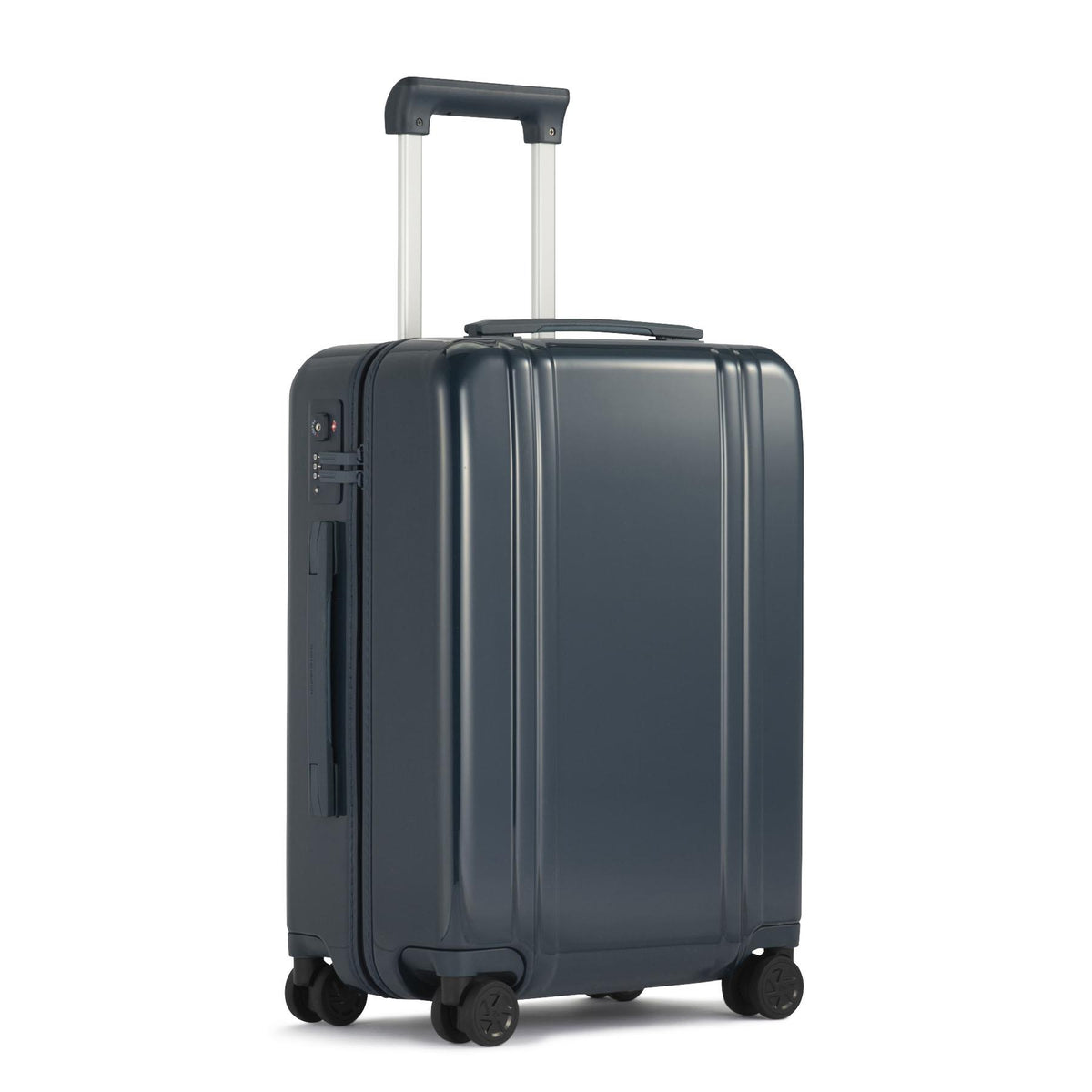 Zero Halliburton Classic Lightweight 4.0 Continental Carry On