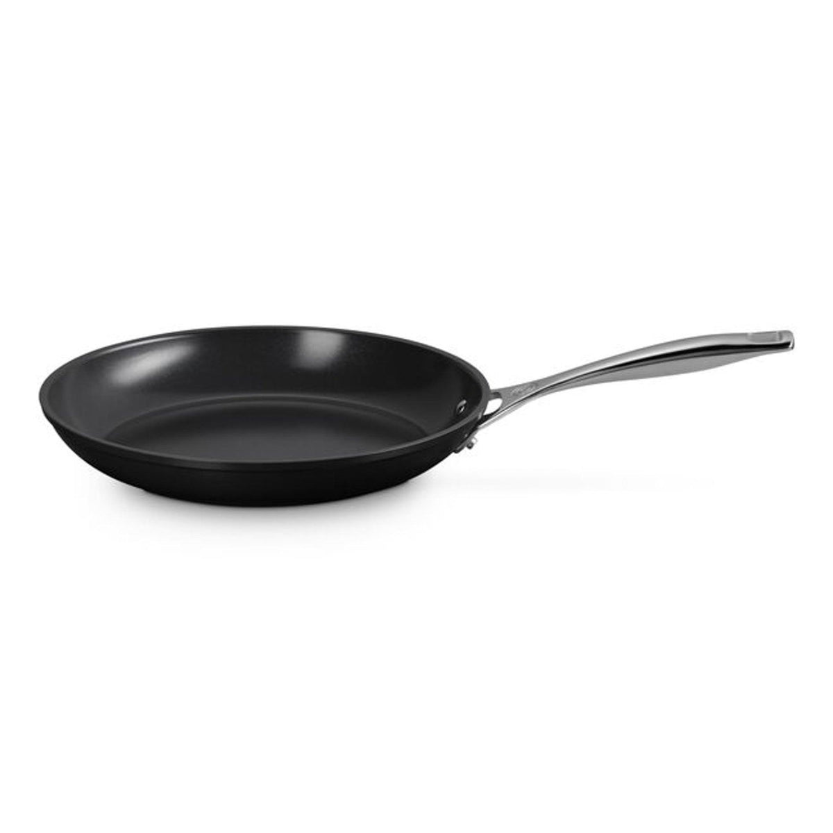 Le Creuset 11" Essential Nonstick Ceramic Fry Pan