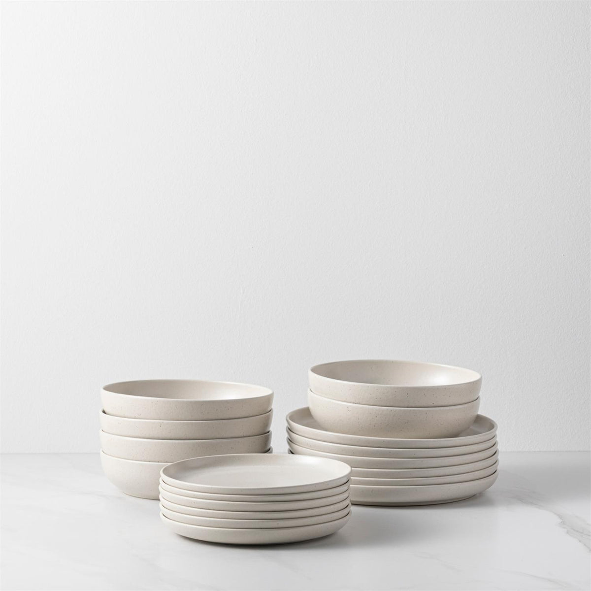Casa Fina Pacifica 18-piece place setting w/ pasta