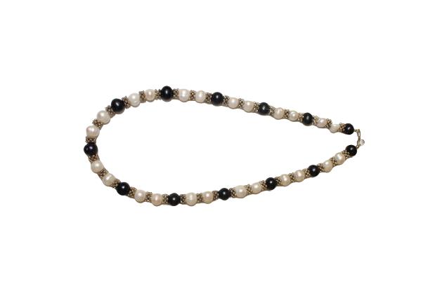 Completely Bella Latonia Cabella Tuxedo Pearl Necklace